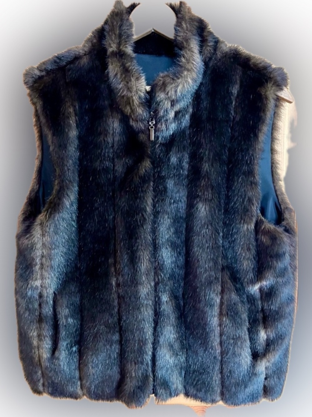 Worthington Black Brown Faux Fur Vest Large L Full Zip Pockets Sleeveless Jacket